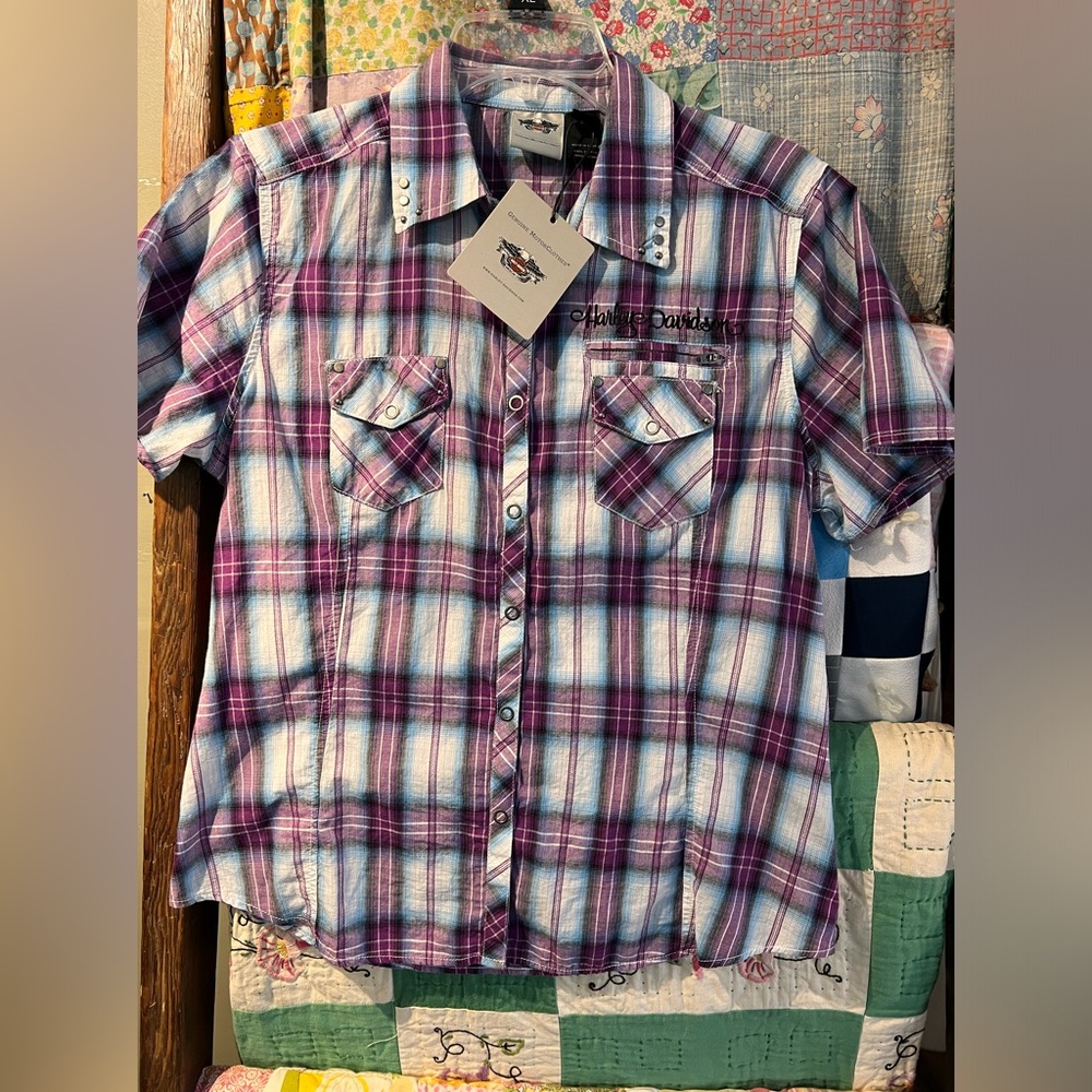 NWT Harley-Davidson Button down shirt size medium